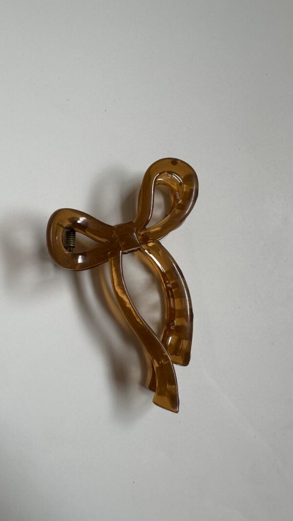 coquette hair clip (medium)